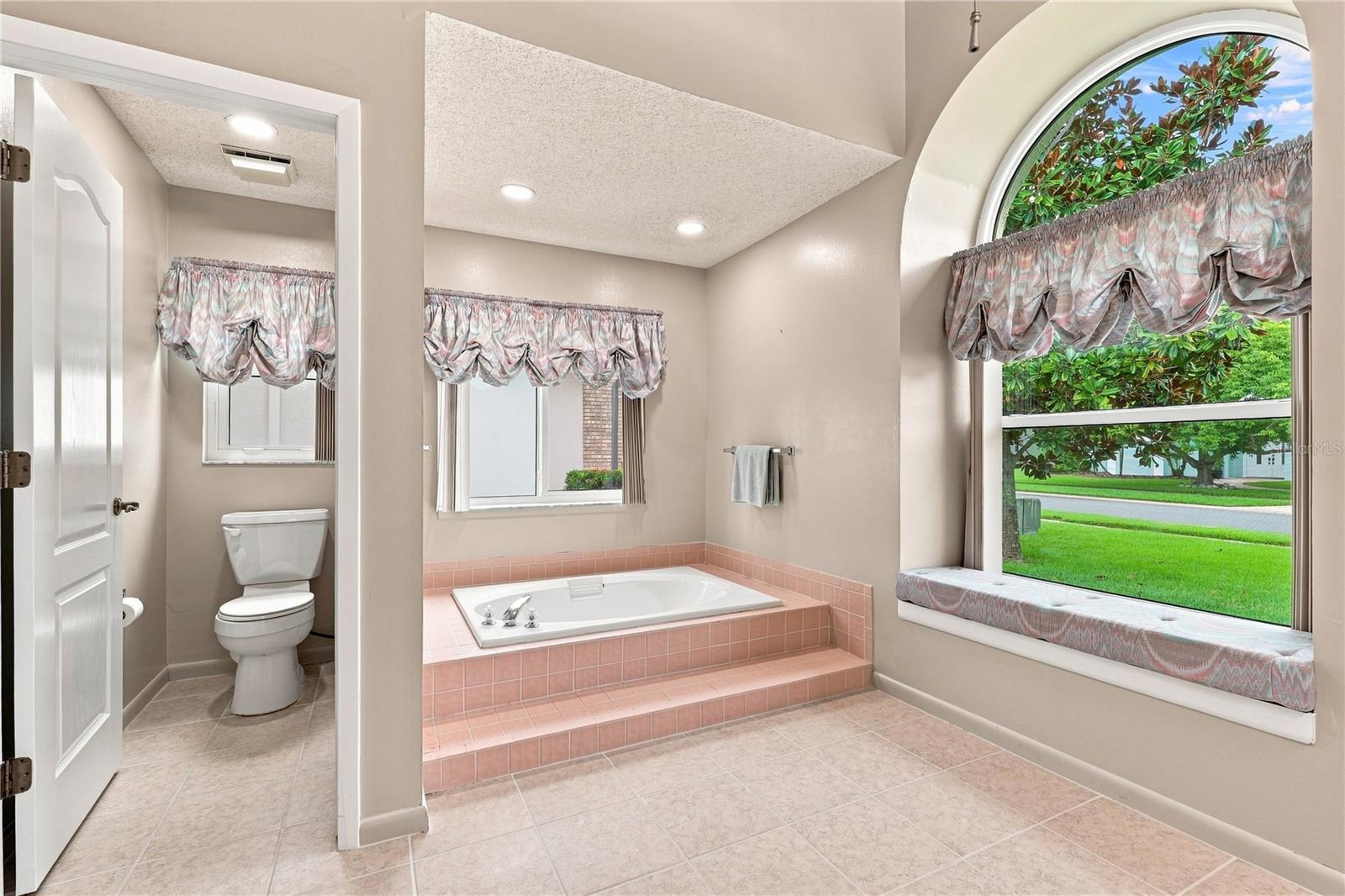 679 LITCHFIELD LN — photo 27