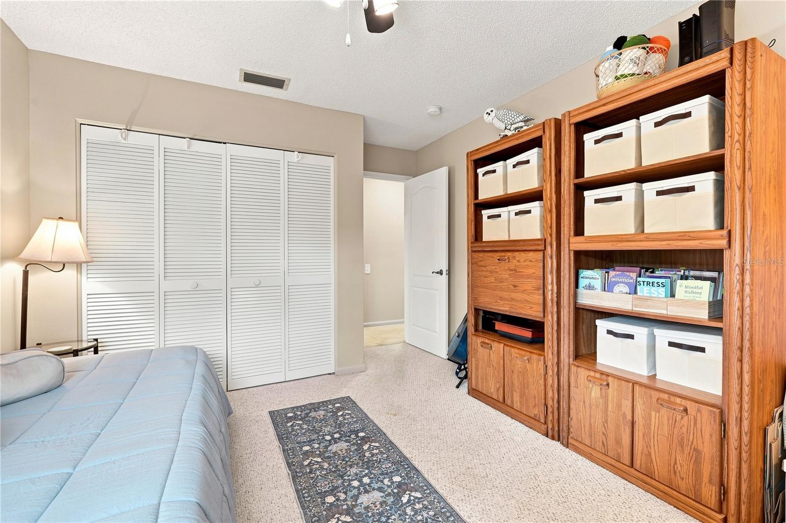 679 LITCHFIELD LN — photo 36