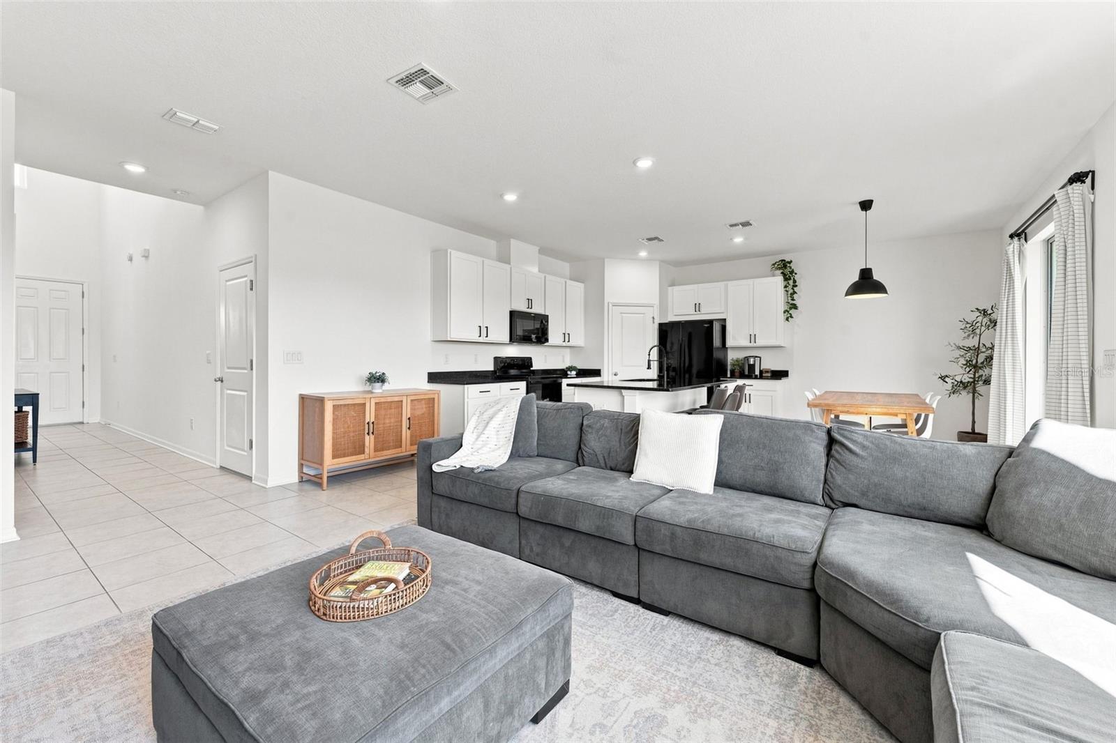 34103 WHITE FOUNTAIN CT — photo 4