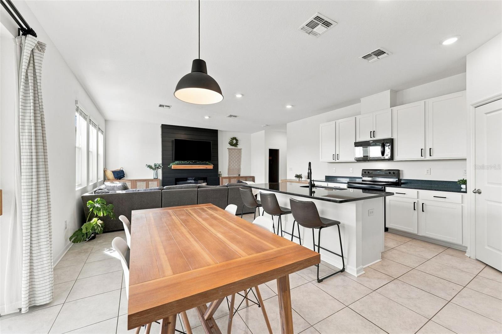 34103 WHITE FOUNTAIN CT — photo 8