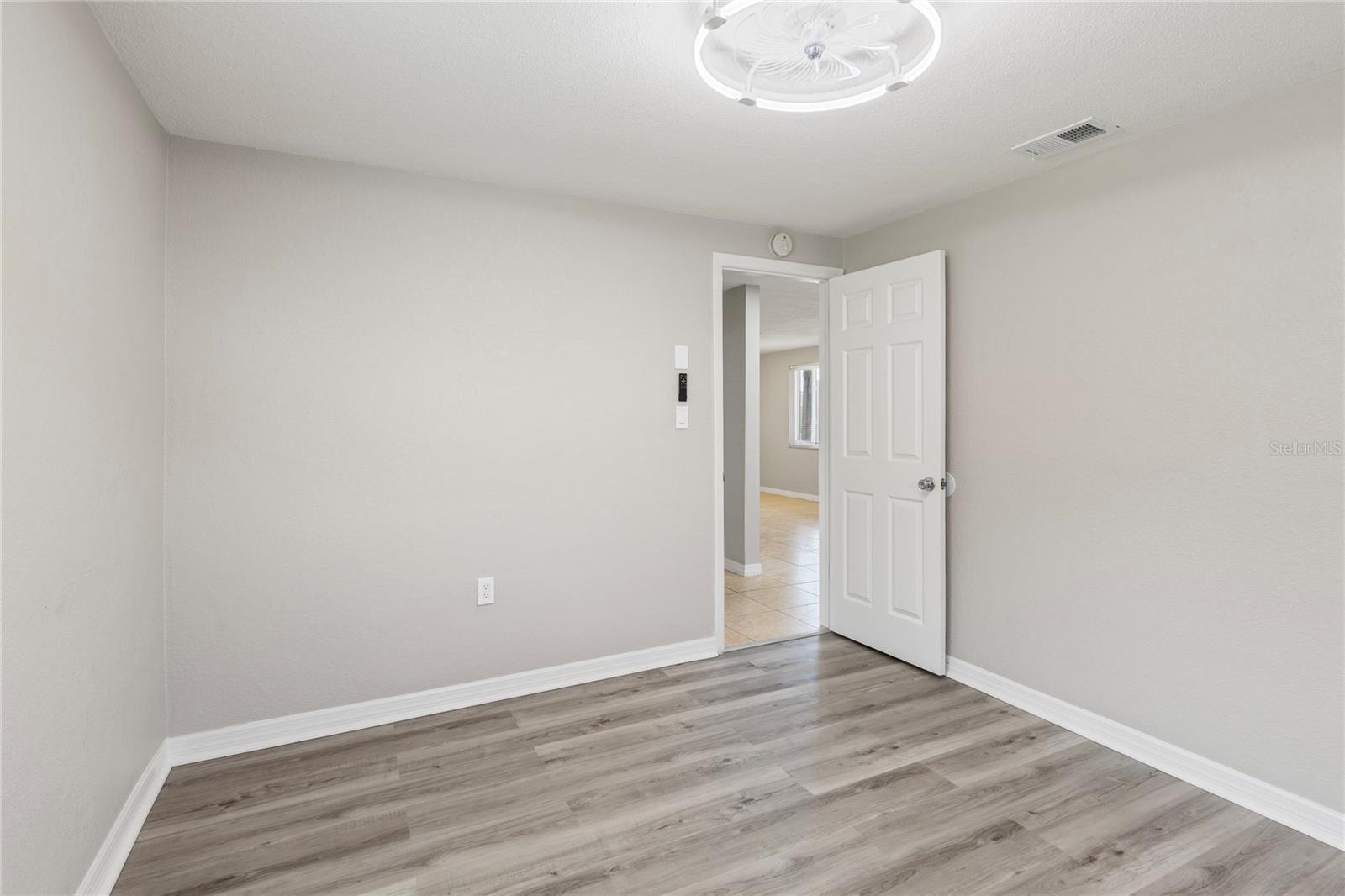 3130 COLDWELL DR — photo 19