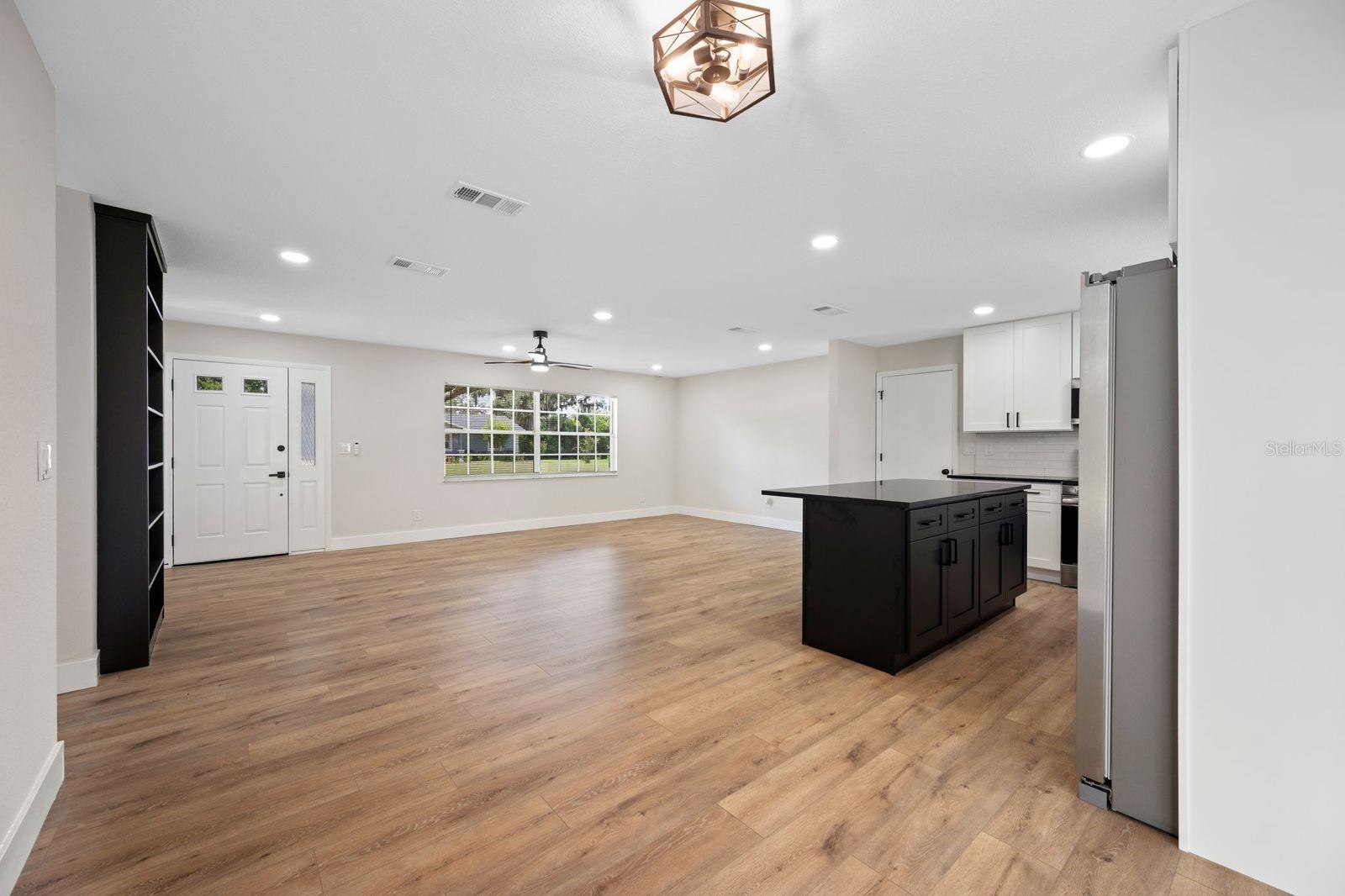 11836 ORANGE ST — photo 13