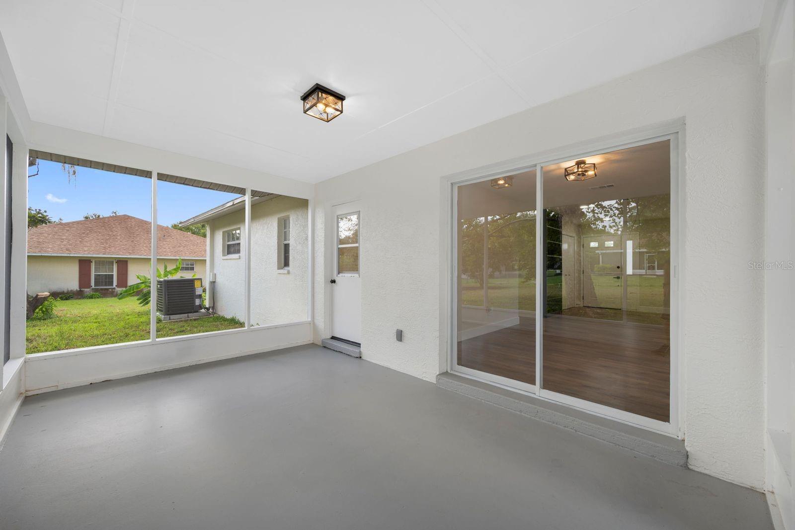 11836 ORANGE ST — photo 32
