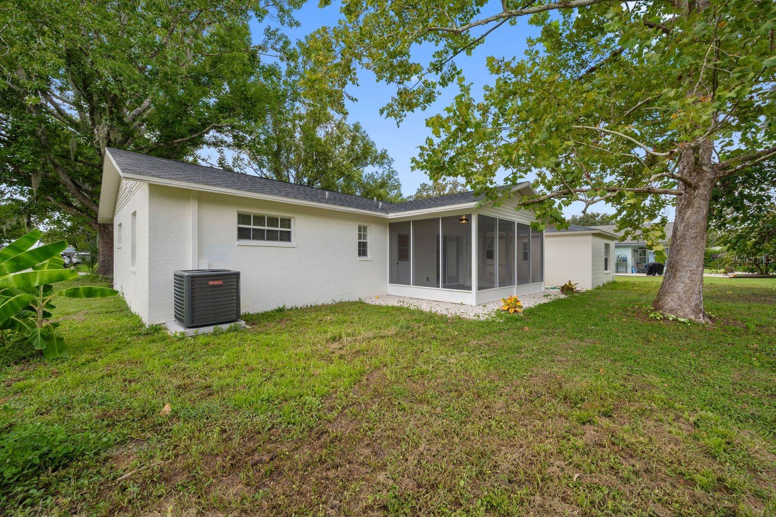 11836 ORANGE ST — photo 34