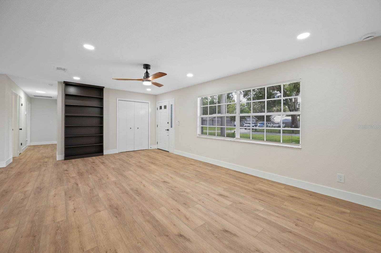 11836 ORANGE ST — photo 8