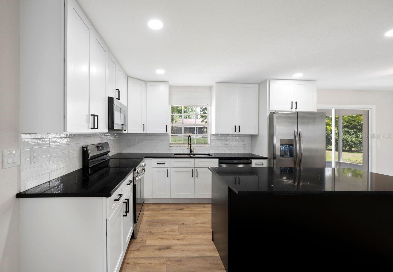 11836 ORANGE ST — photo 10