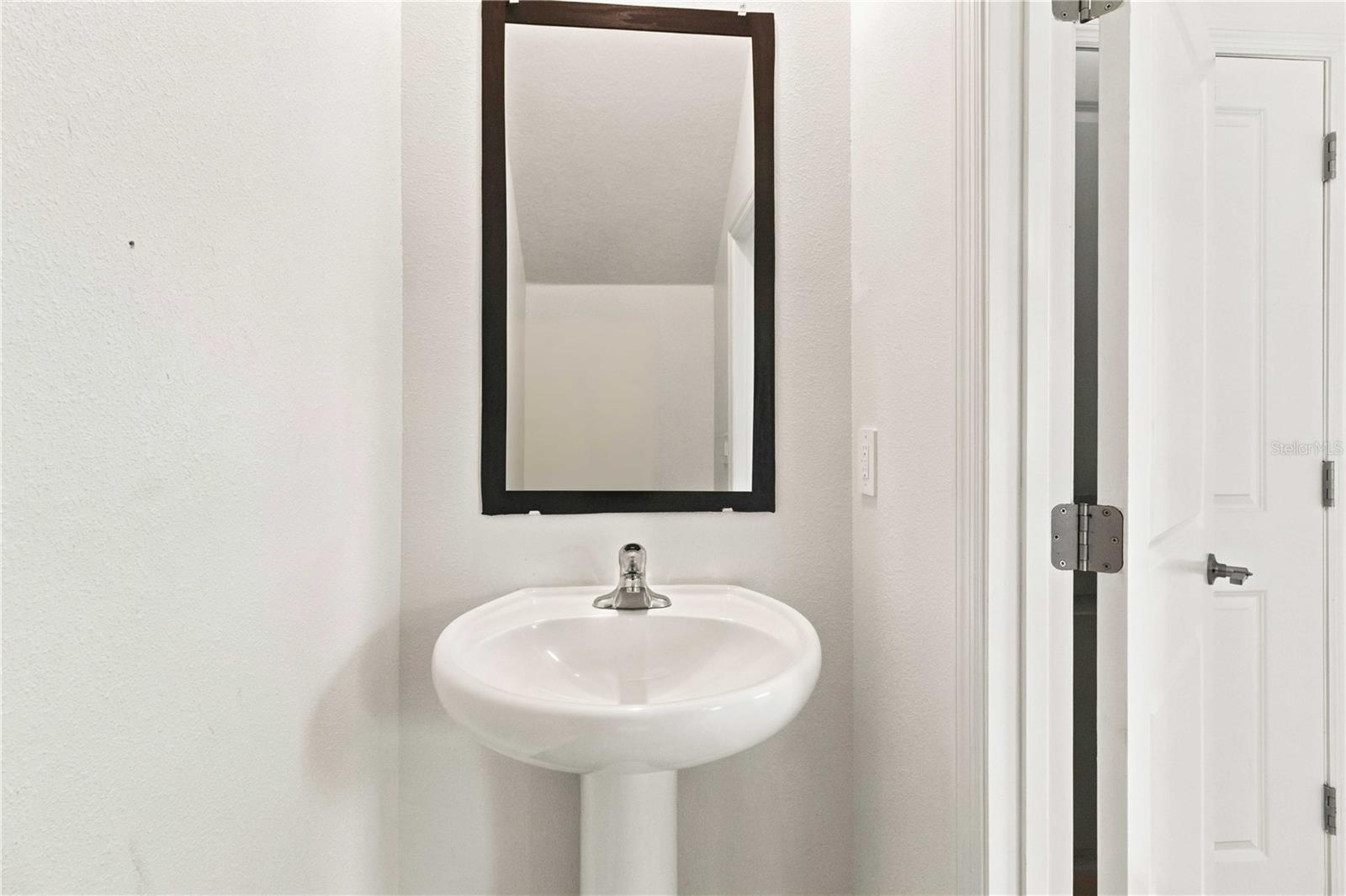 36536 WELL HILL WAY — photo 11