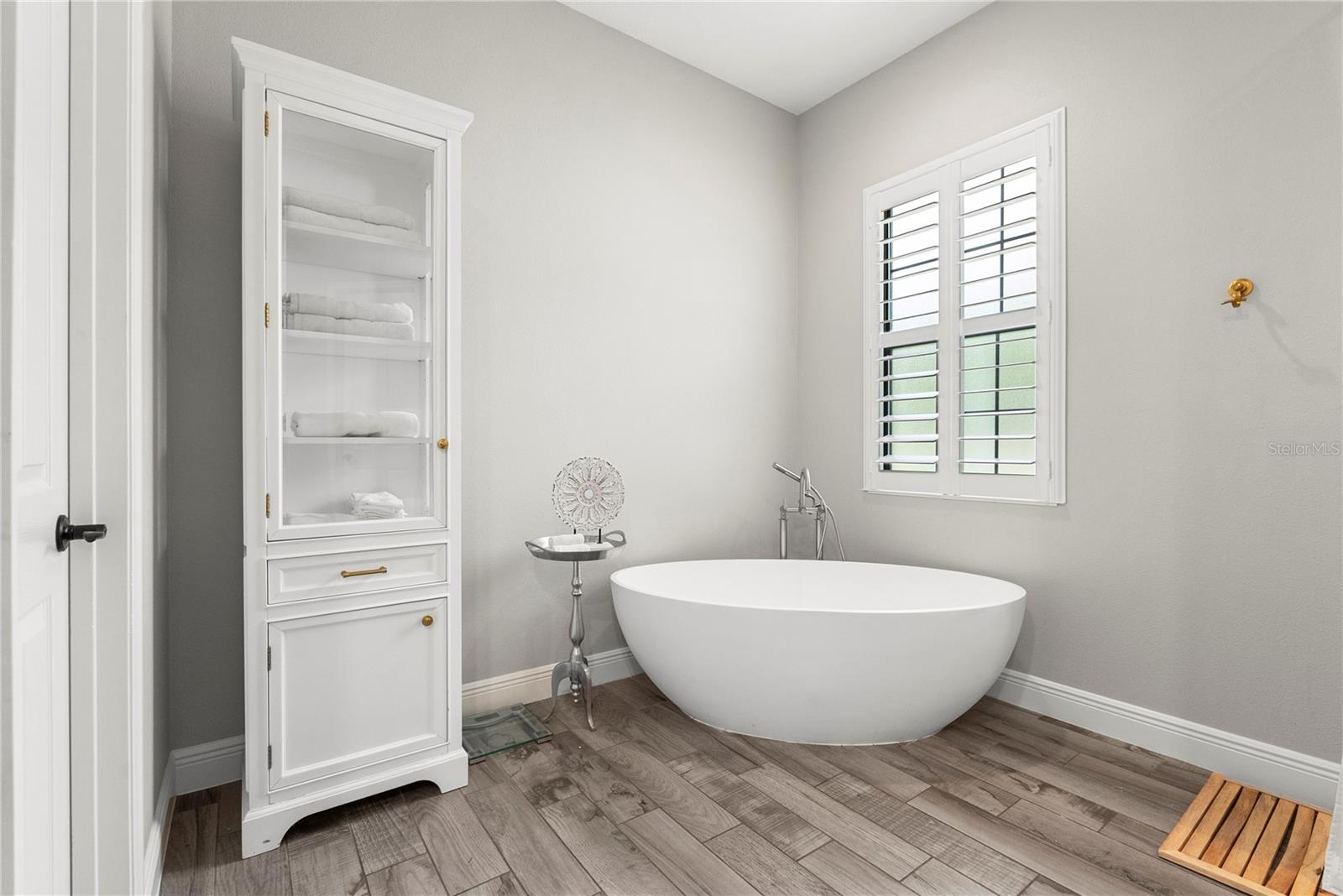 1404 HAMLIN RIDGE AVE — photo 26