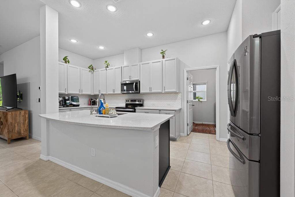 28583 COZY CREEK DR — photo 11