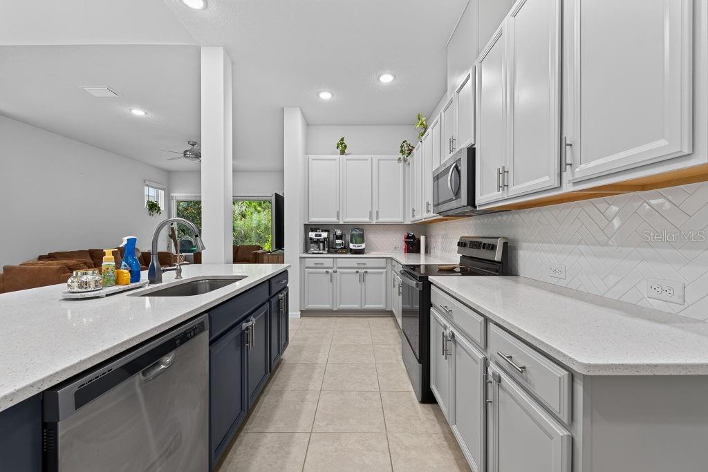28583 COZY CREEK DR — photo 17