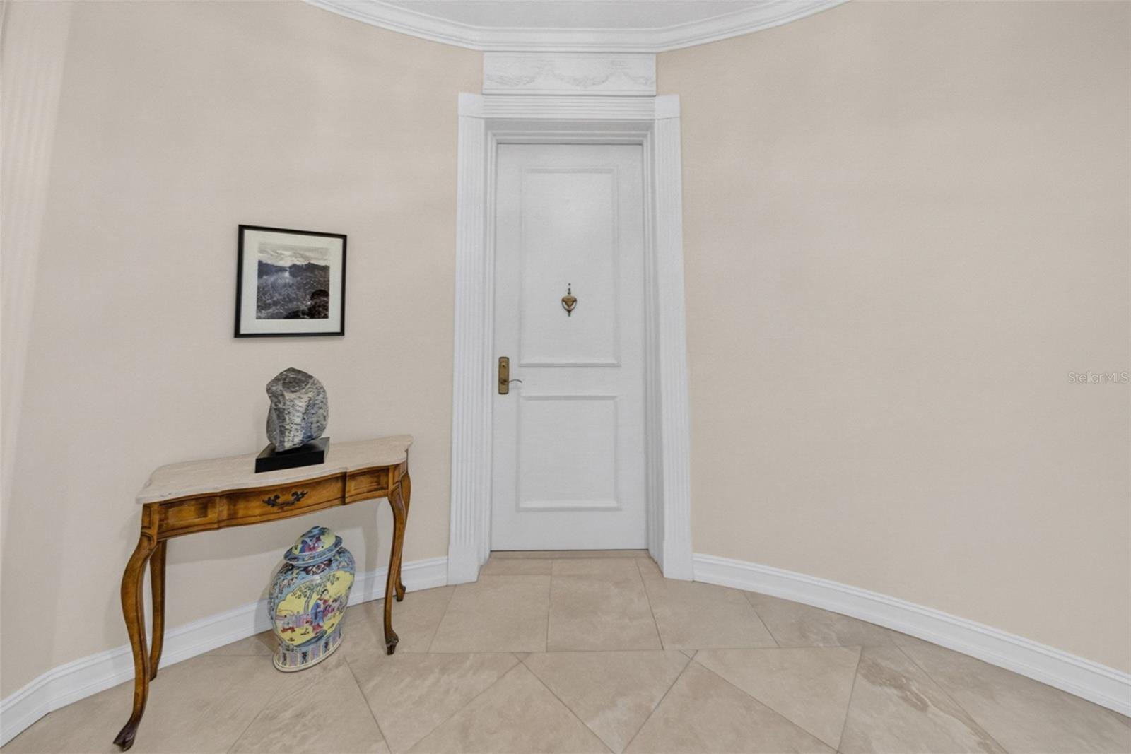 1233 N GULFSTREAM AVE #401 — photo 4