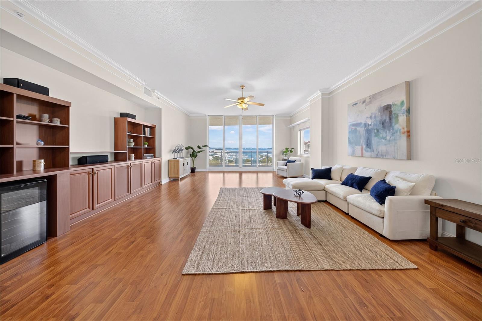 1233 N GULFSTREAM AVE #401 — photo 8