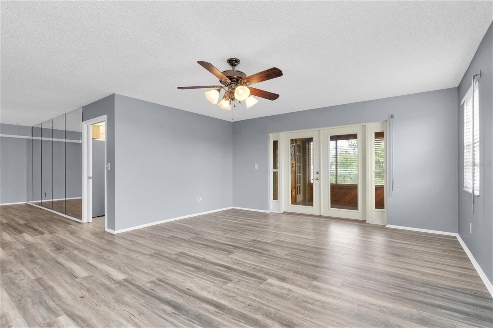 8198 TERRACE GARDEN DR #511 — photo 11