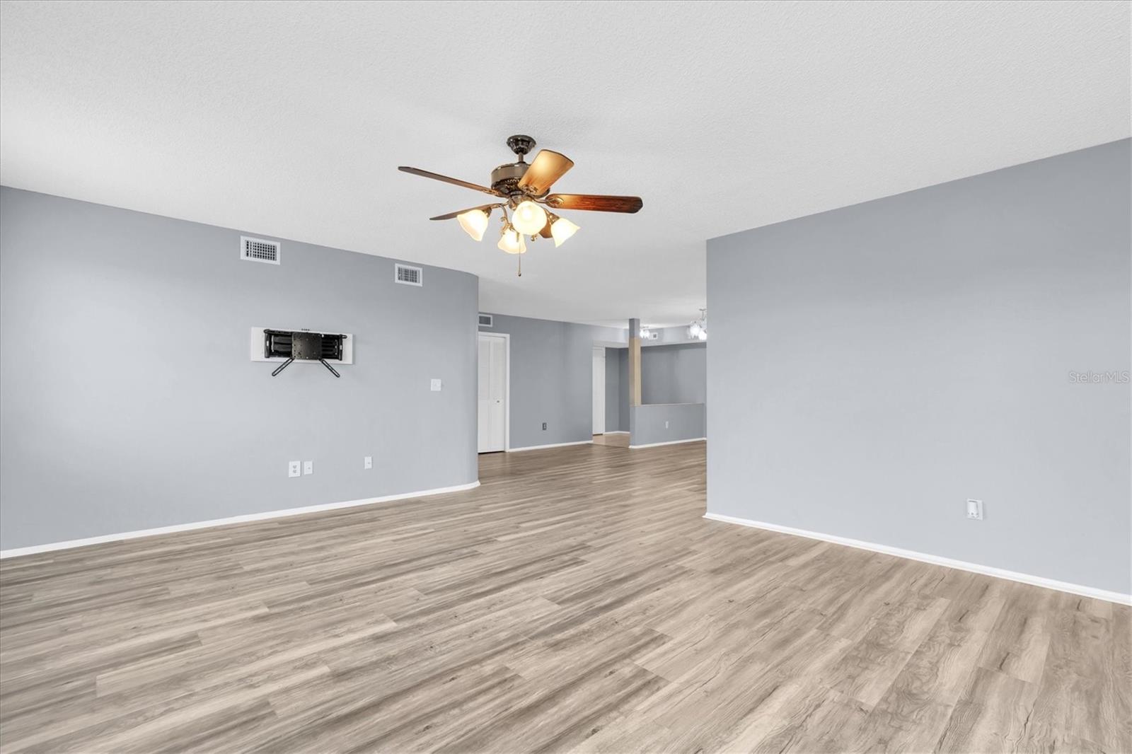8198 TERRACE GARDEN DR #511 — photo 16