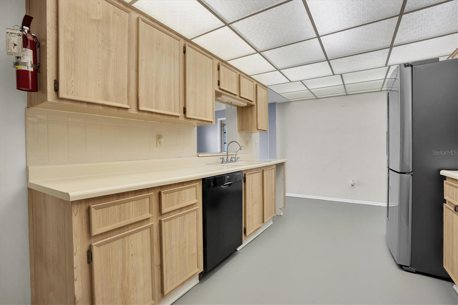 8198 TERRACE GARDEN DR #511 — photo 22