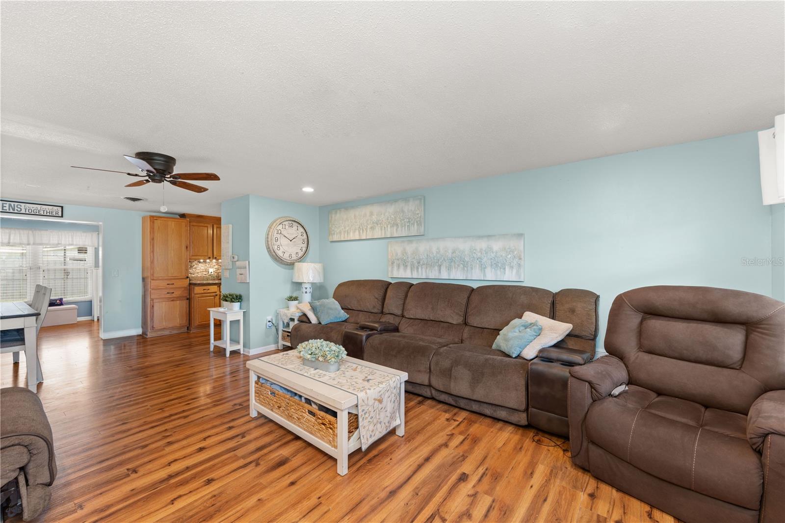 751 NANTUCKET RD — photo 5