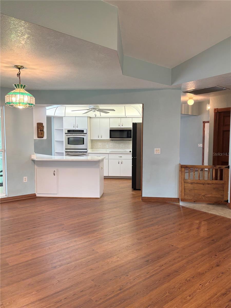 3159 MCCORKLE ST — photo 24