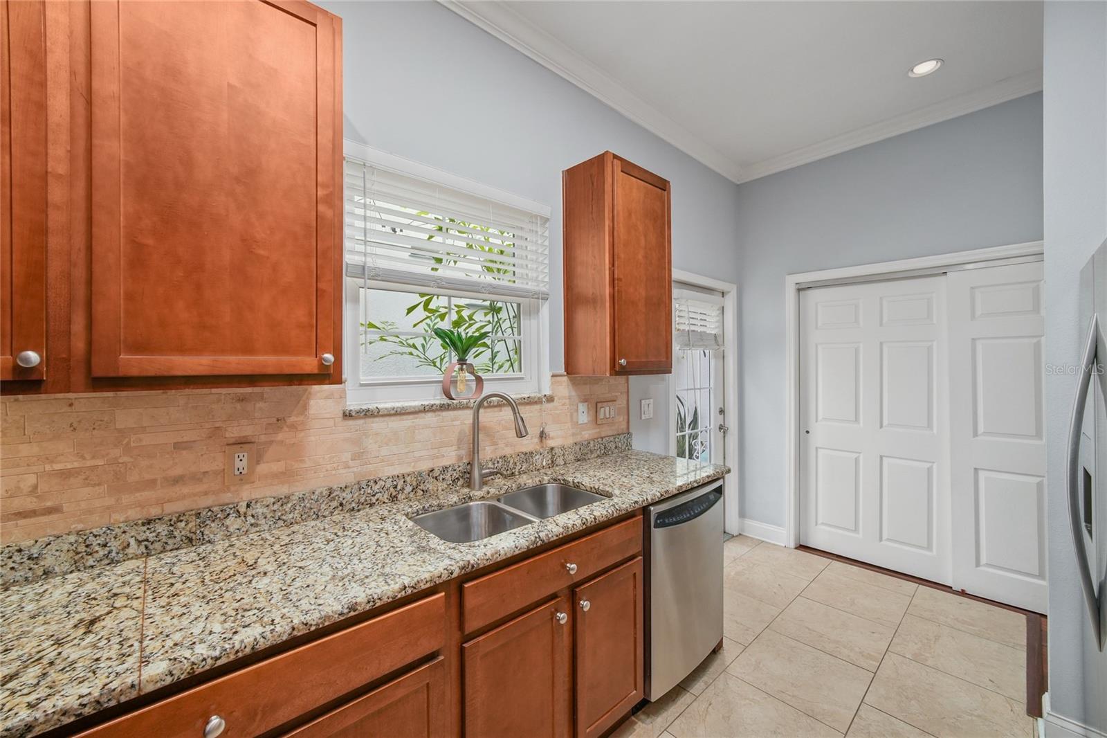 4625 LEGACY PARK DR — photo 13