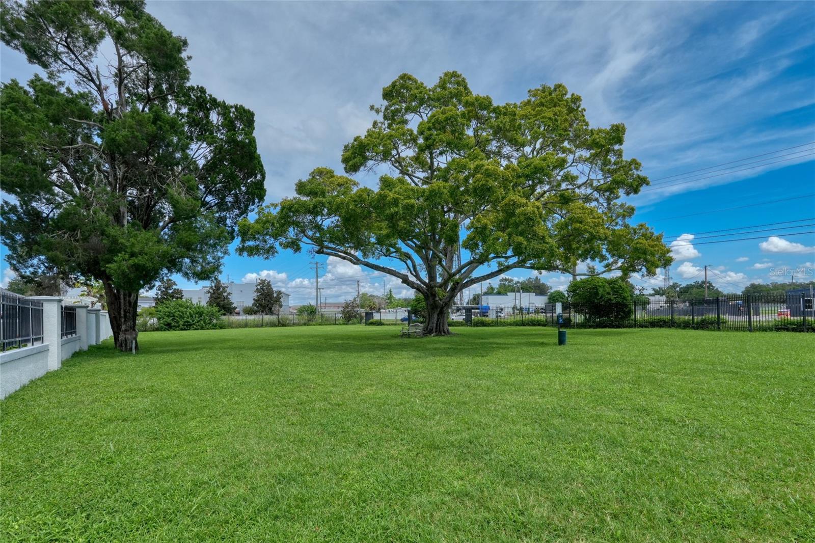 4625 LEGACY PARK DR — photo 42