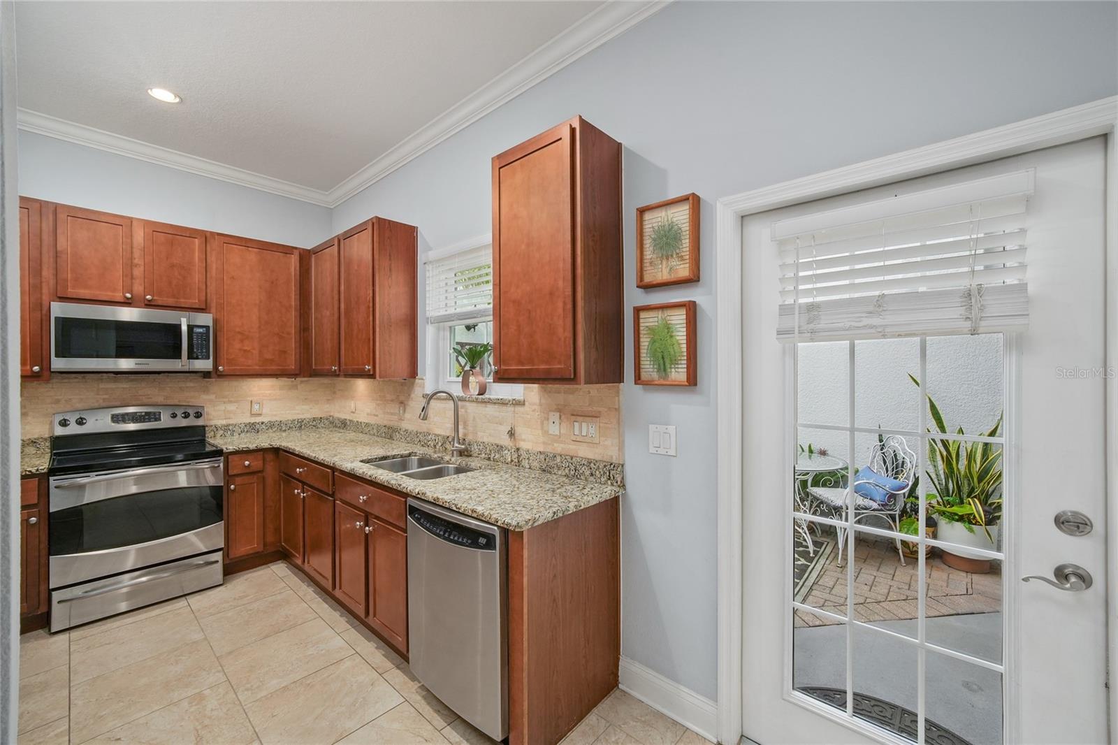 4625 LEGACY PARK DR — photo 15