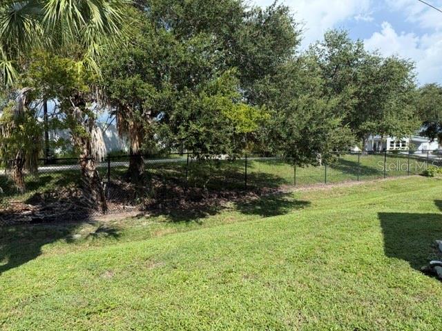 772 N GREEN CIR — photo 14