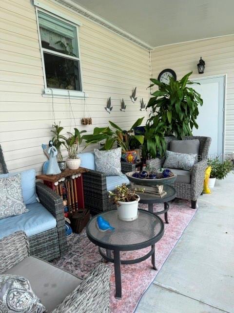 772 N GREEN CIR — photo 12