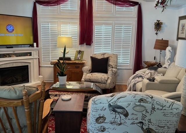 772 N GREEN CIR — photo 3