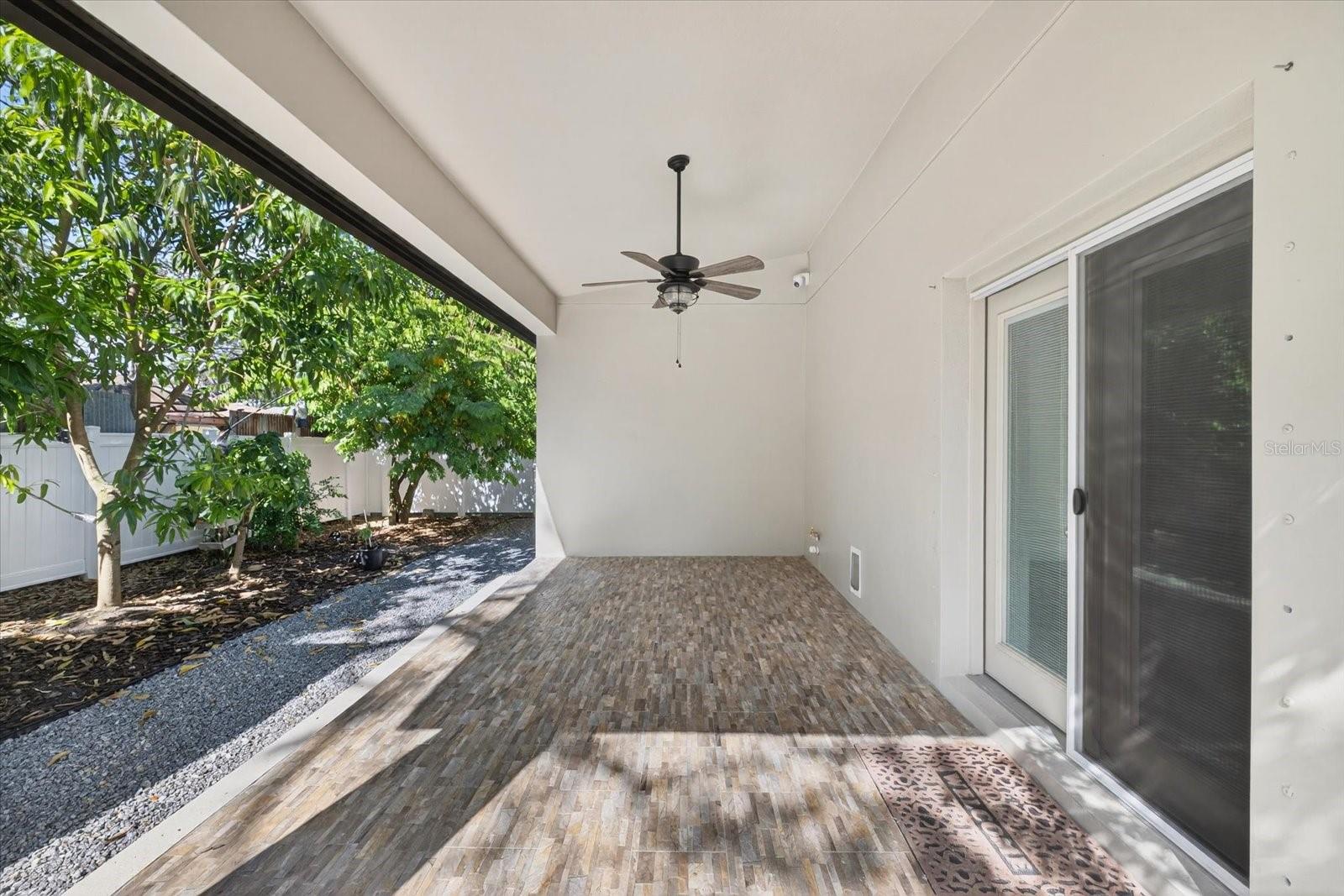 8914 N LYNN AVE — photo 58
