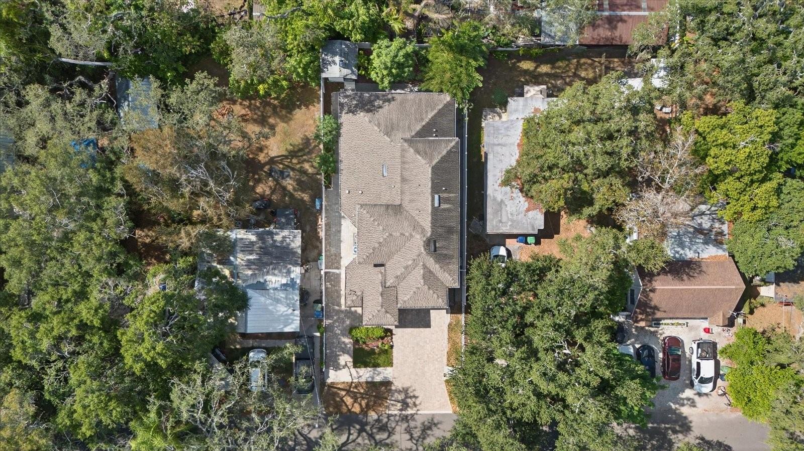 8914 N LYNN AVE — photo 3