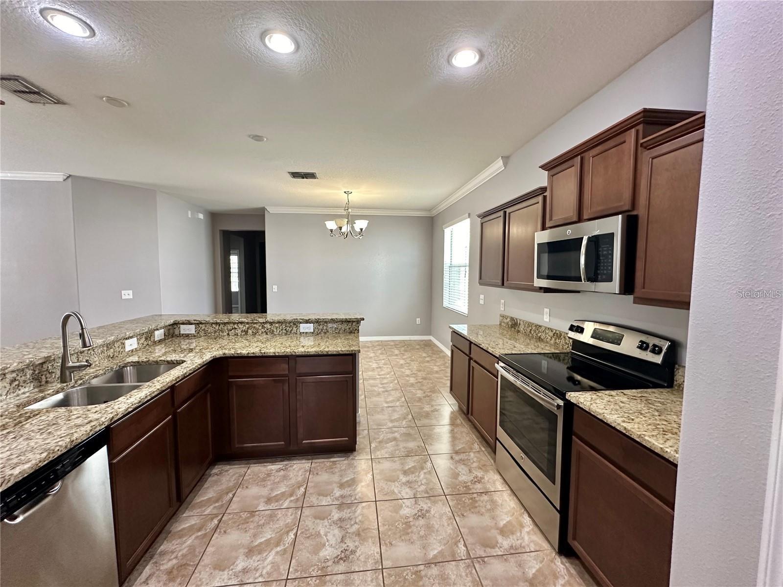 1607 ACADIA HARBOR PL — photo 10