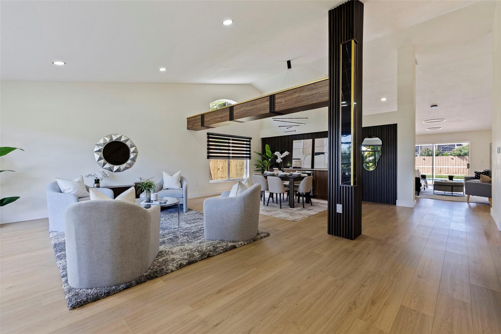 2796 CHALLENGER DR — photo 4
