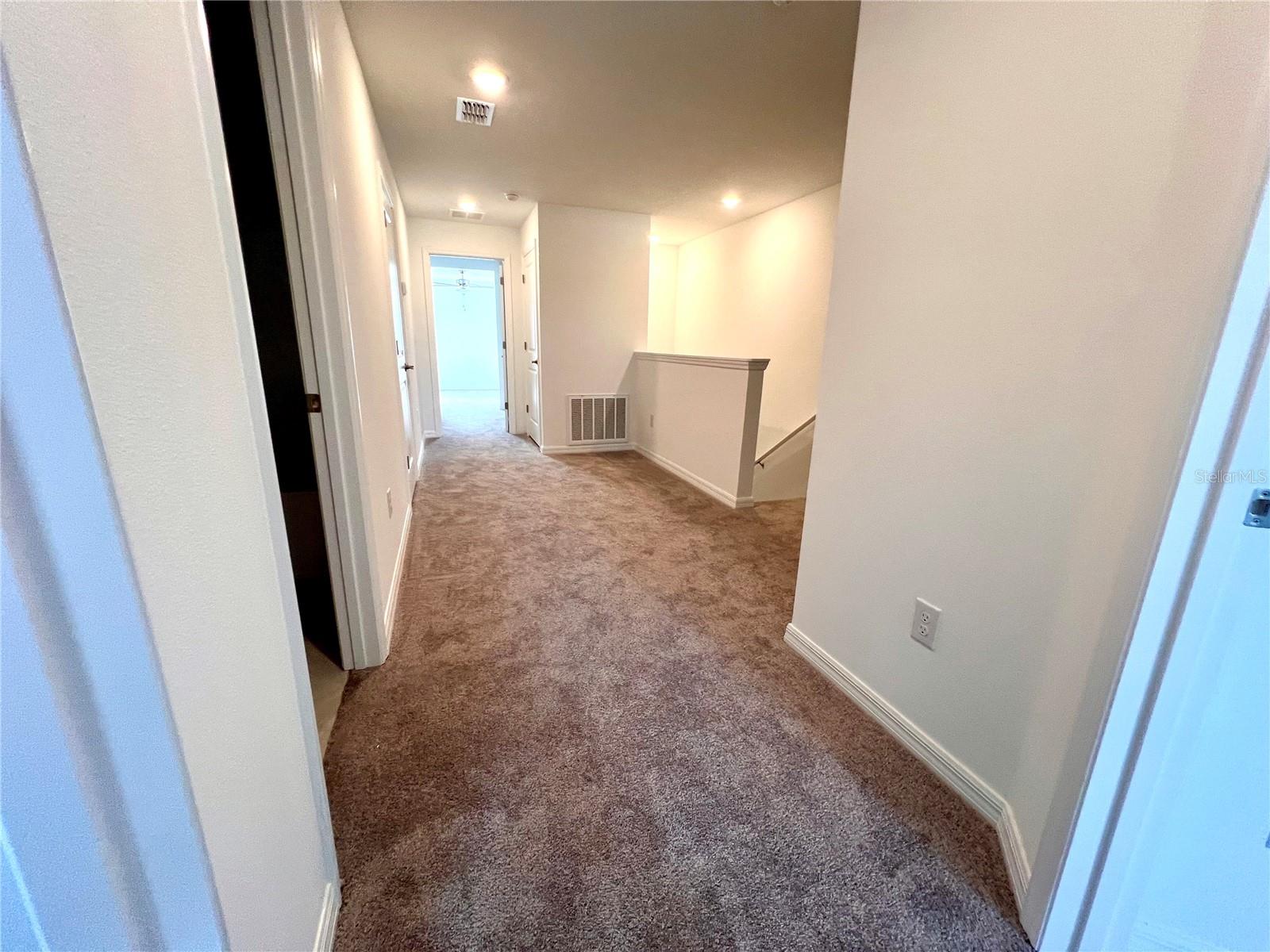 8333 CRESCENT OAKS DR — photo 30