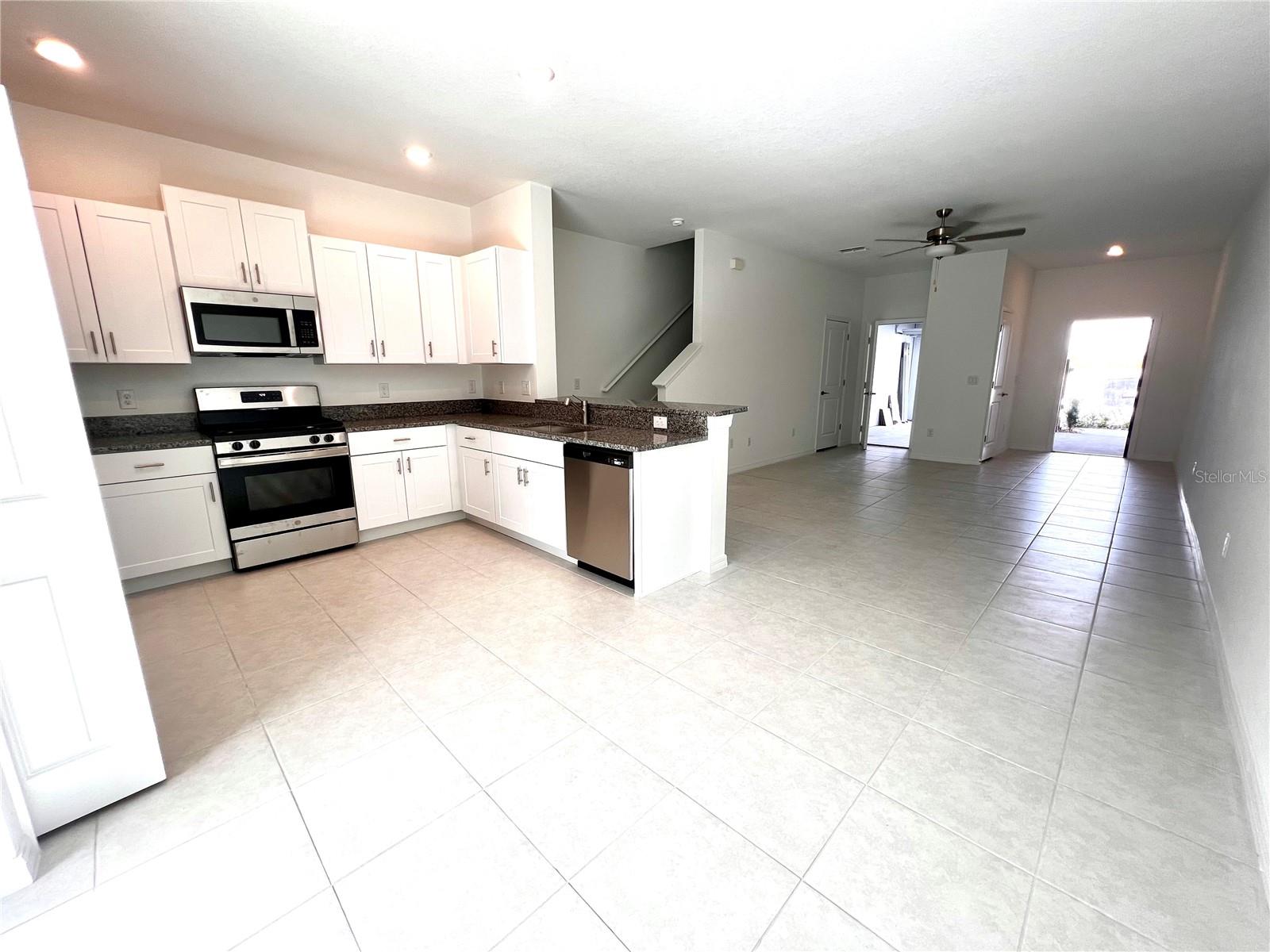 8333 CRESCENT OAKS DR — photo 23