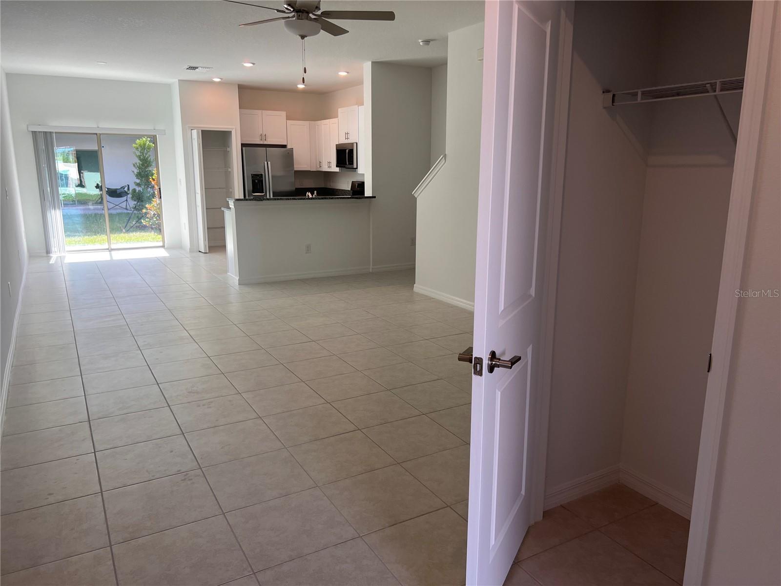 8333 CRESCENT OAKS DR — photo 17