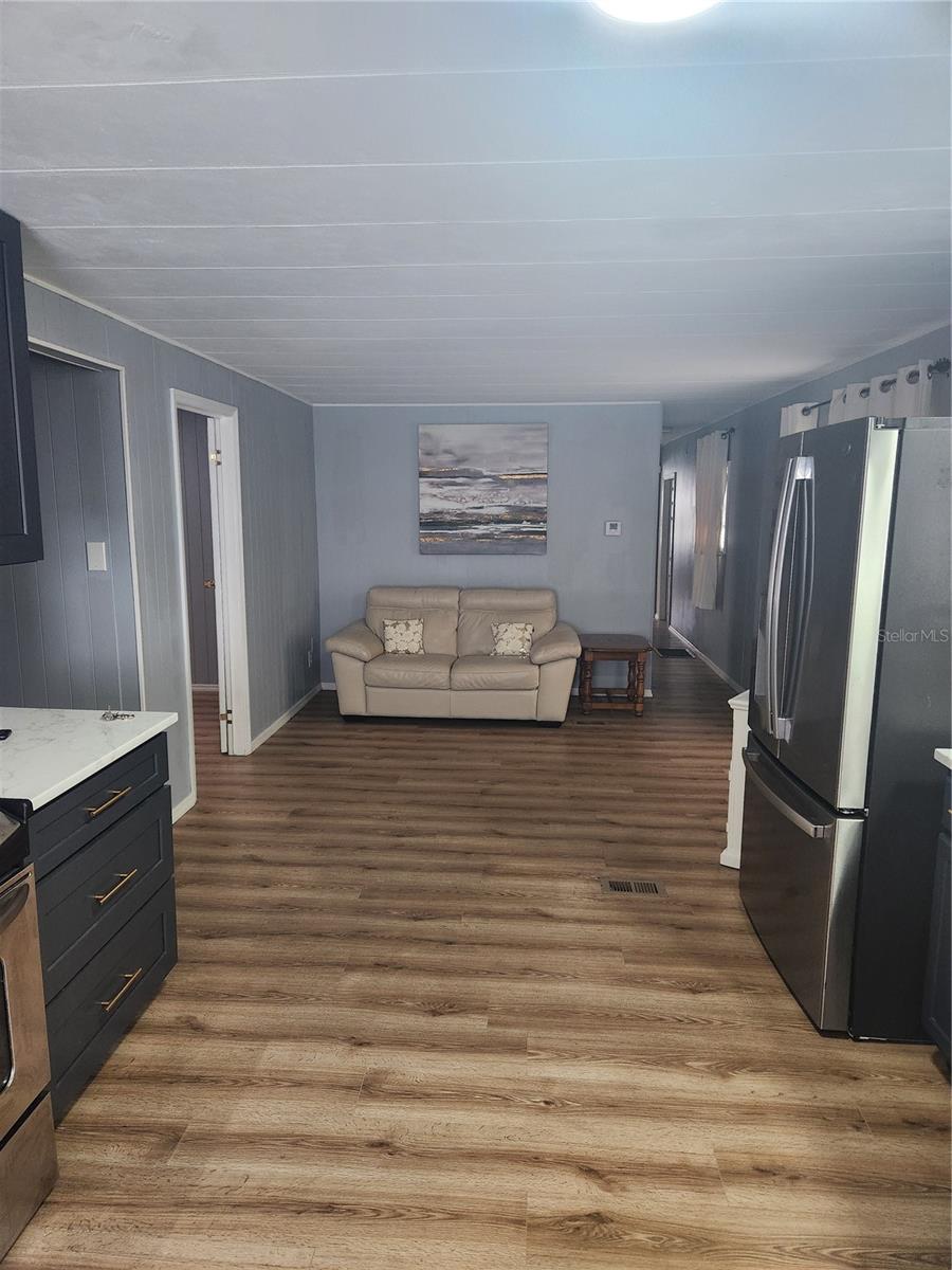 Home in ZEPHYRHILLS — photo 11