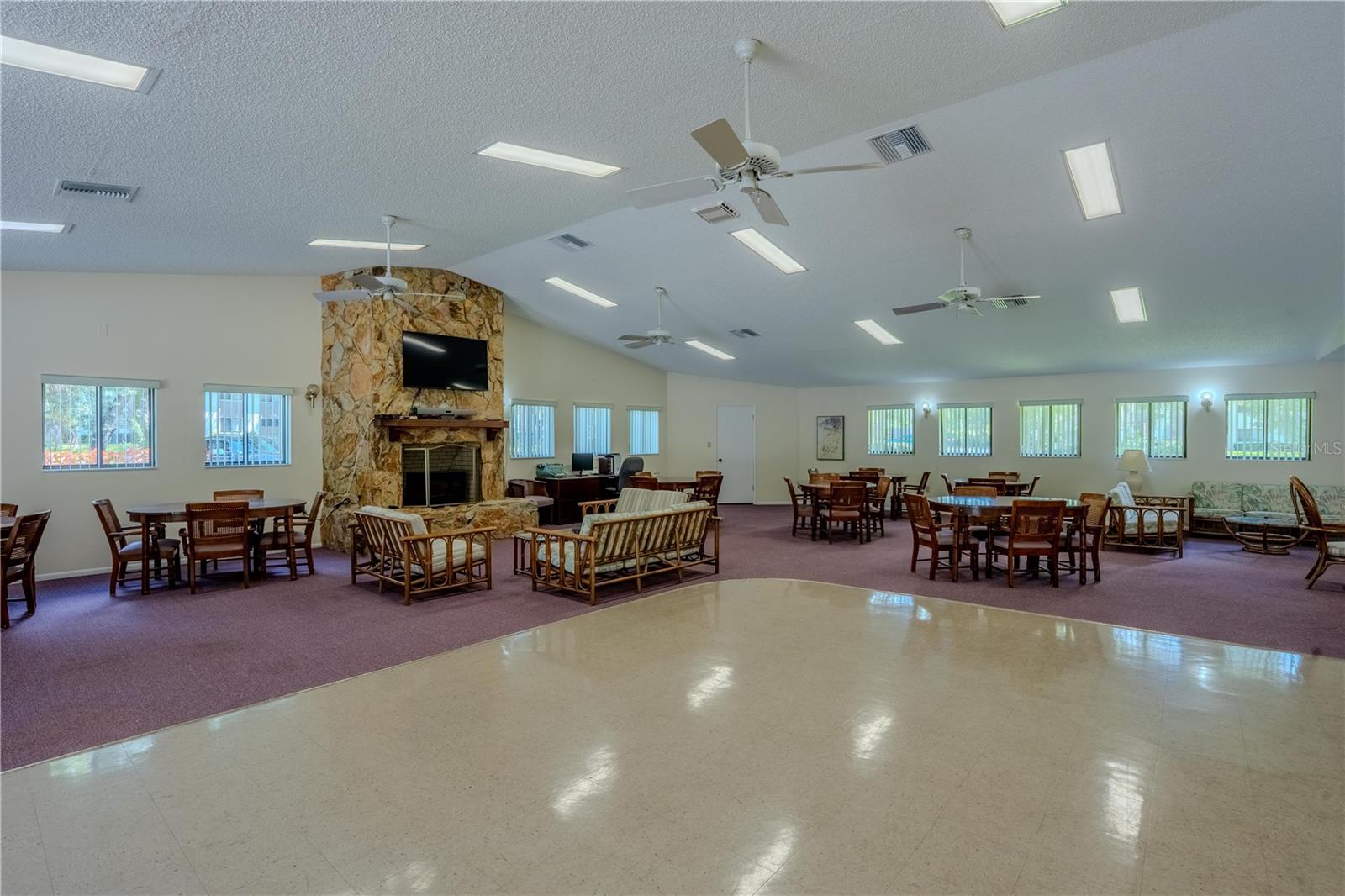 612 BALDWIN AVE #C — photo 30