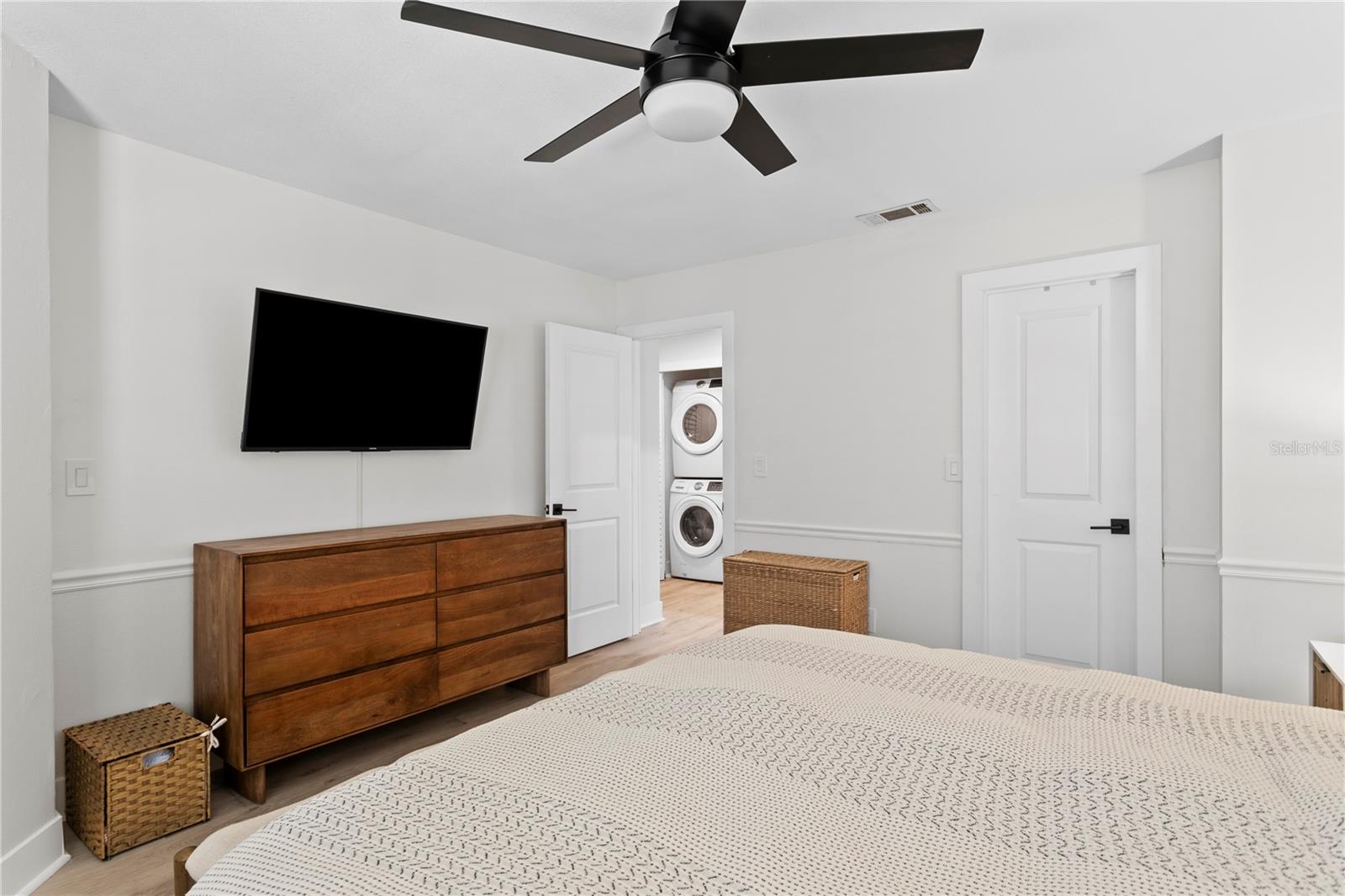 409 S AUDUBON AVE #2 — photo 22