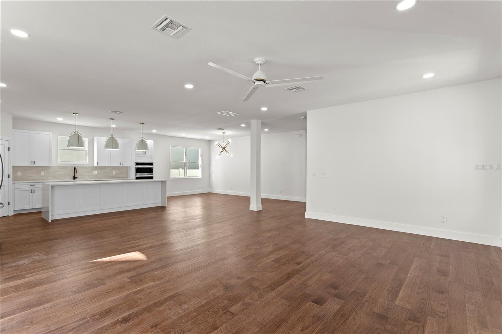 6828 S DESOTO ST — photo 22