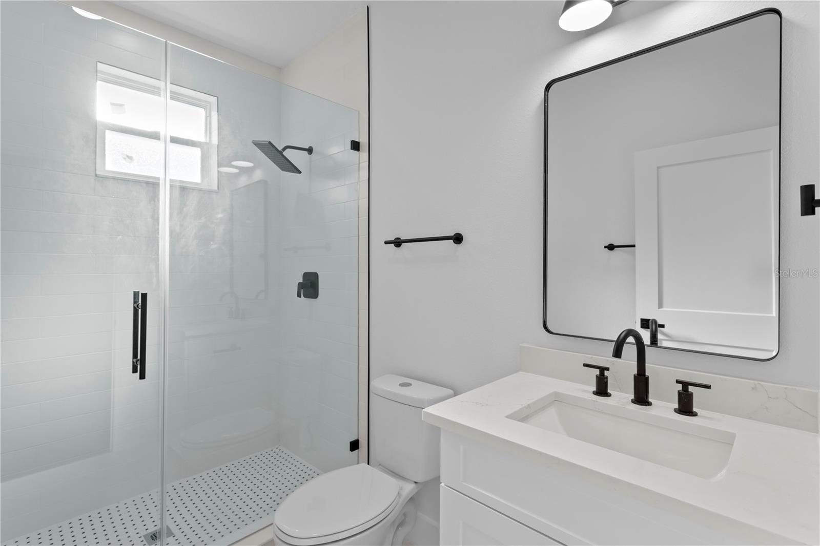 6828 S DESOTO ST — photo 34