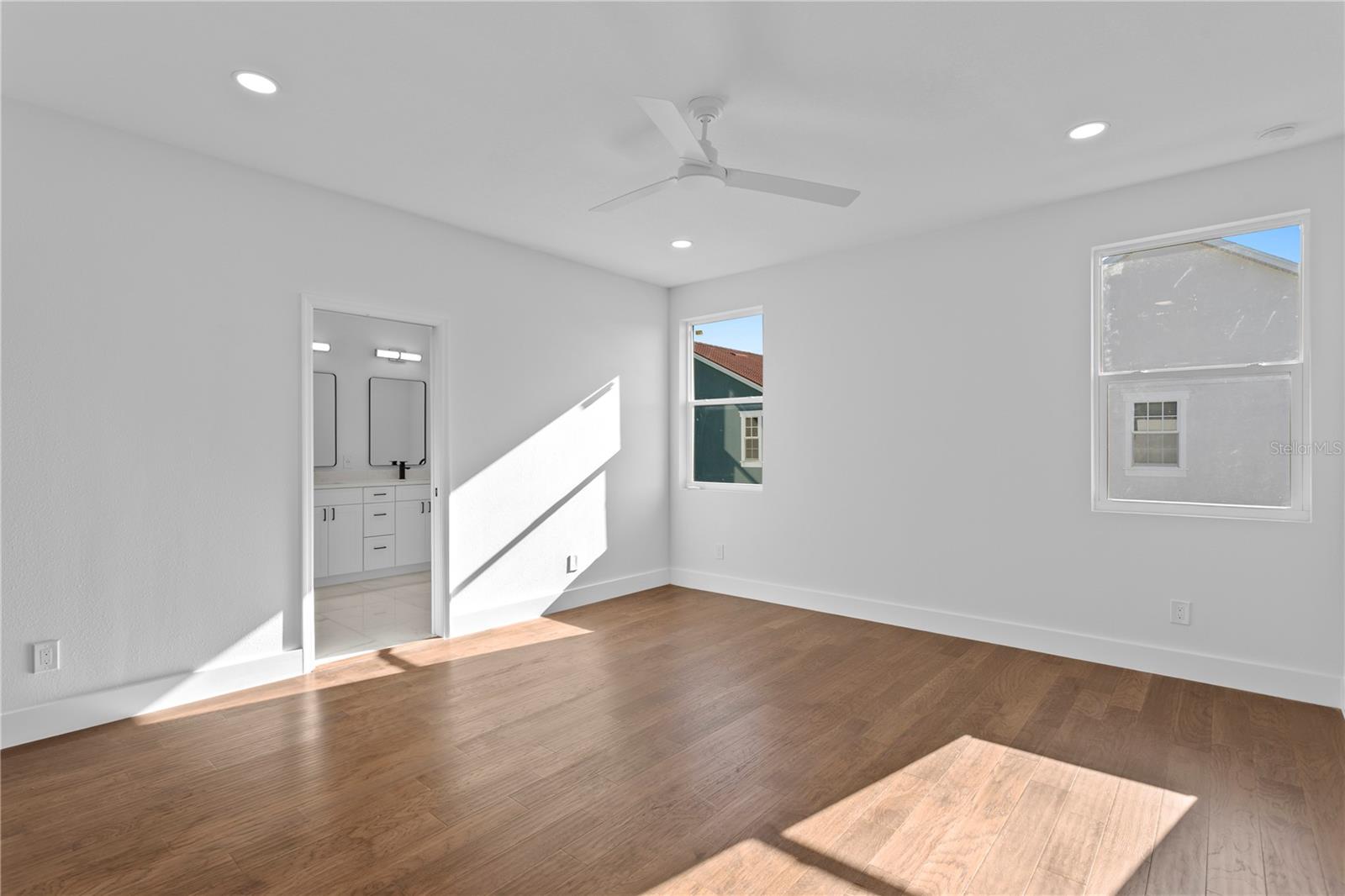 6828 S DESOTO ST — photo 35
