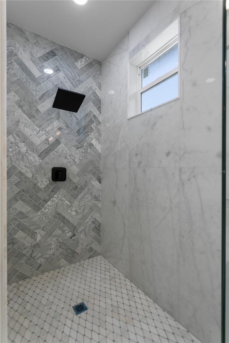 6828 S DESOTO ST — photo 40