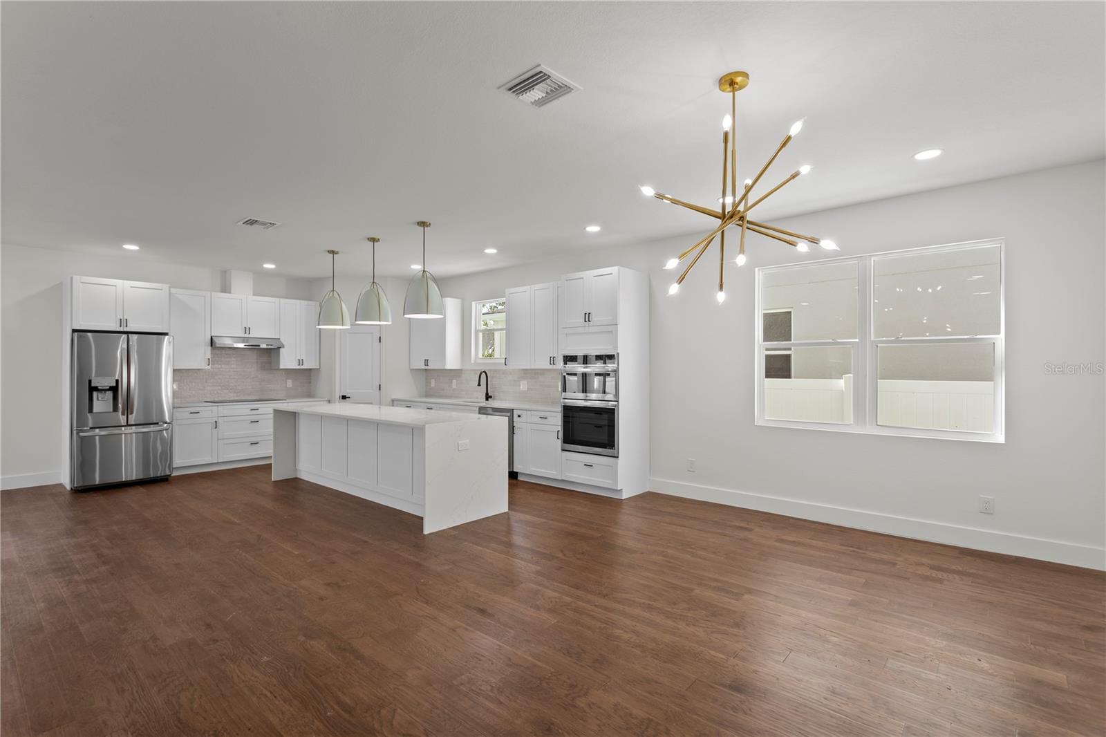 6828 S DESOTO ST — photo 5