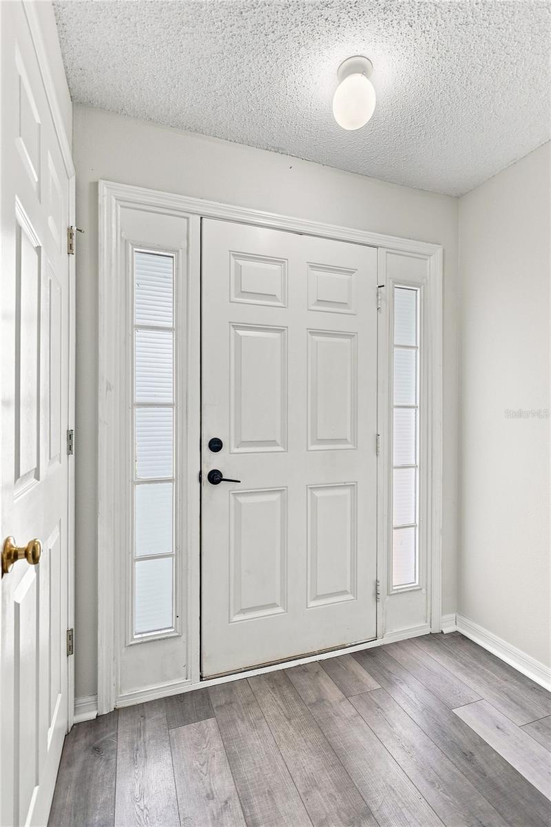 9912 ASHBURN LAKE DR — photo 9