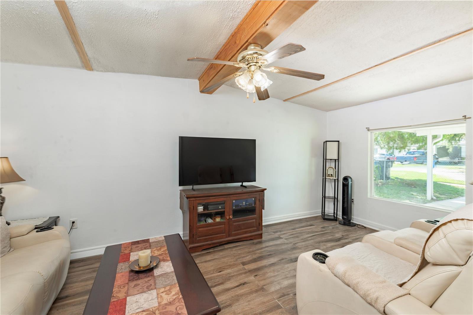 6913 W CLIFTON ST — photo 15
