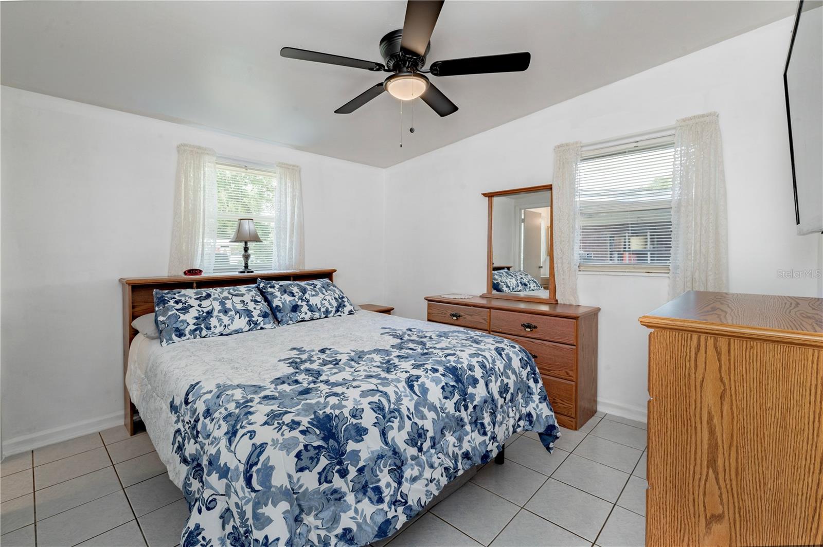 6913 W CLIFTON ST — photo 20
