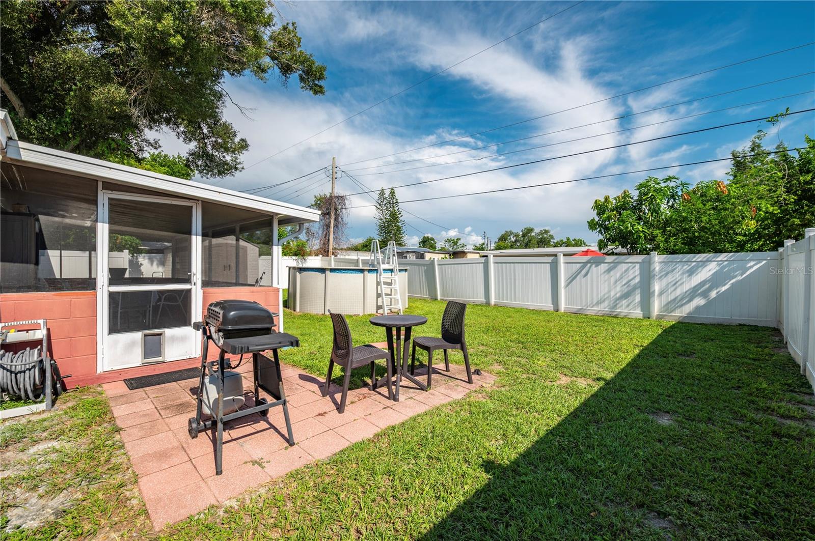 6913 W CLIFTON ST — photo 6