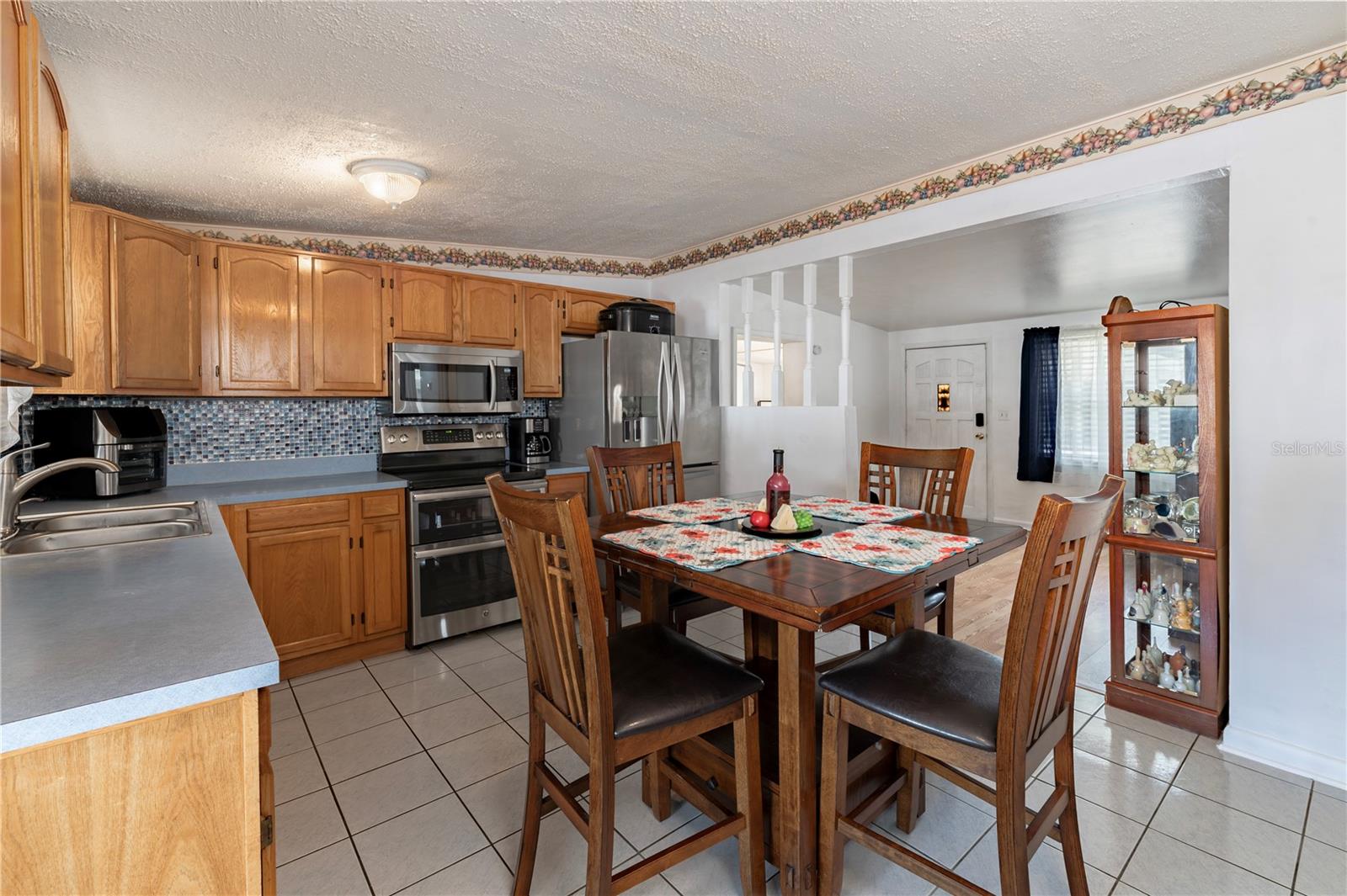 6913 W CLIFTON ST — photo 16