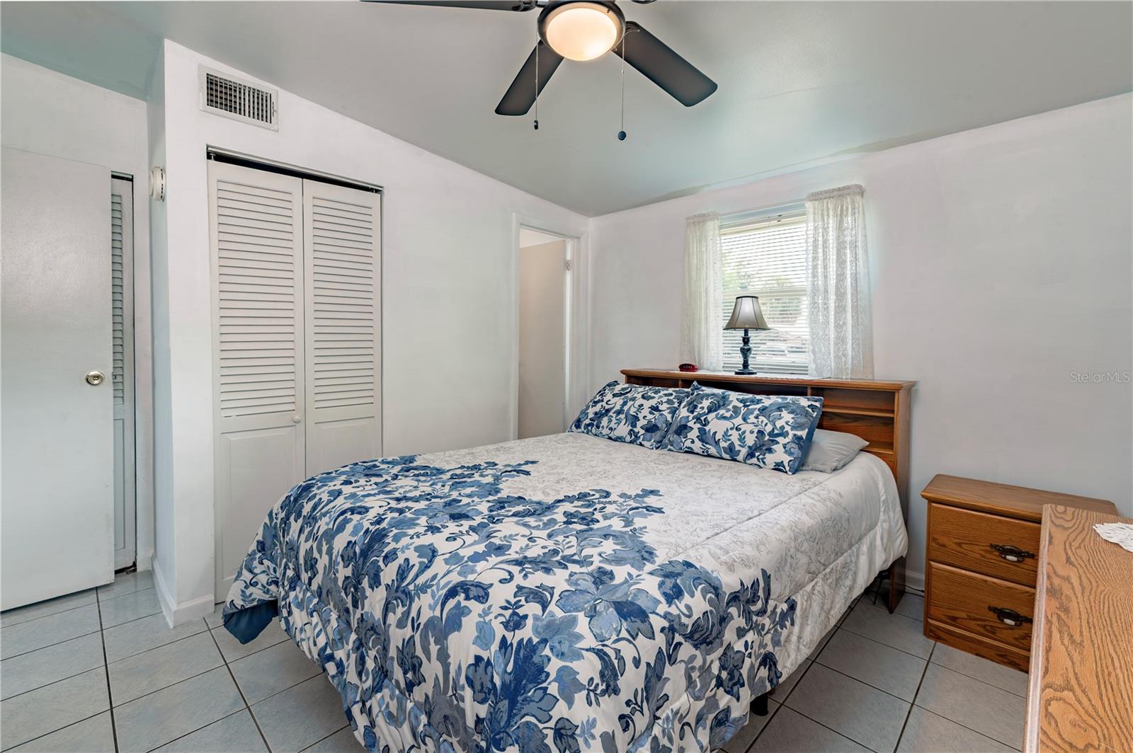 6913 W CLIFTON ST — photo 21
