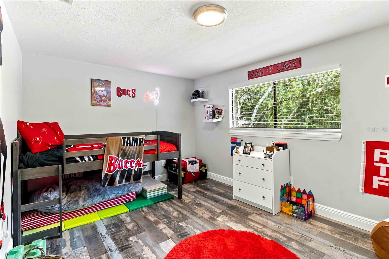 16642 VALLELY DR — photo 23