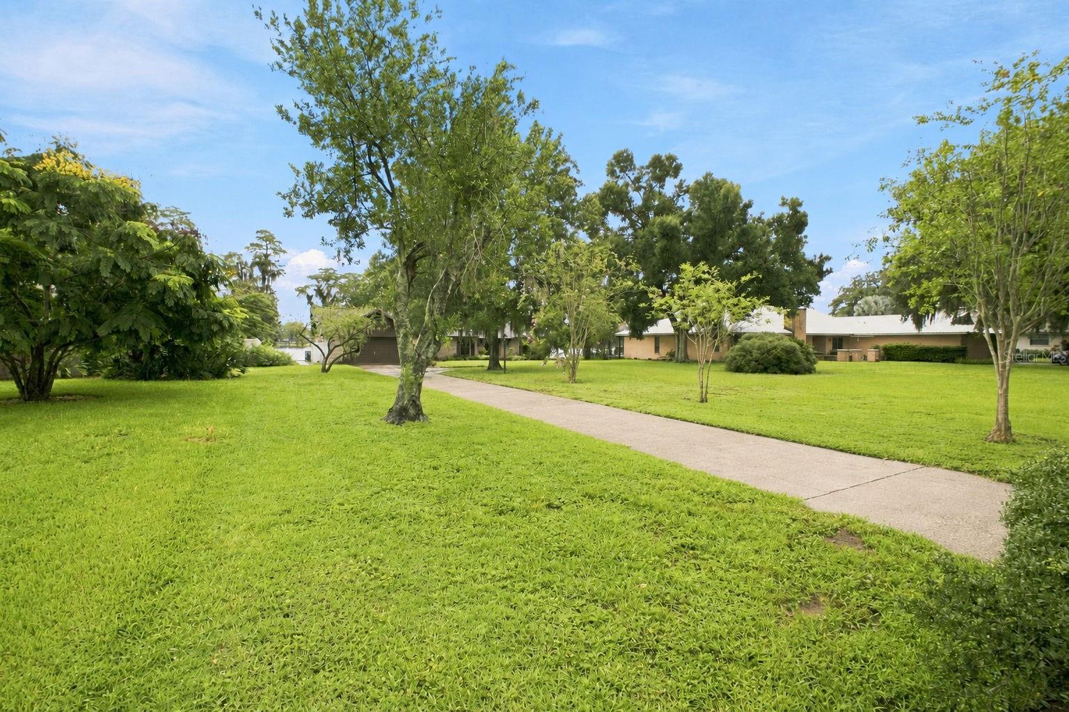15301 LAKE MAURINE DR — photo 49